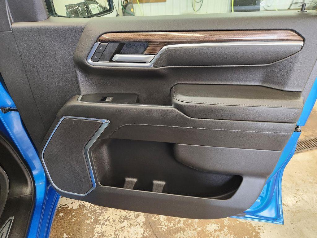 used 2022 Chevrolet Silverado 1500 car, priced at $38,995