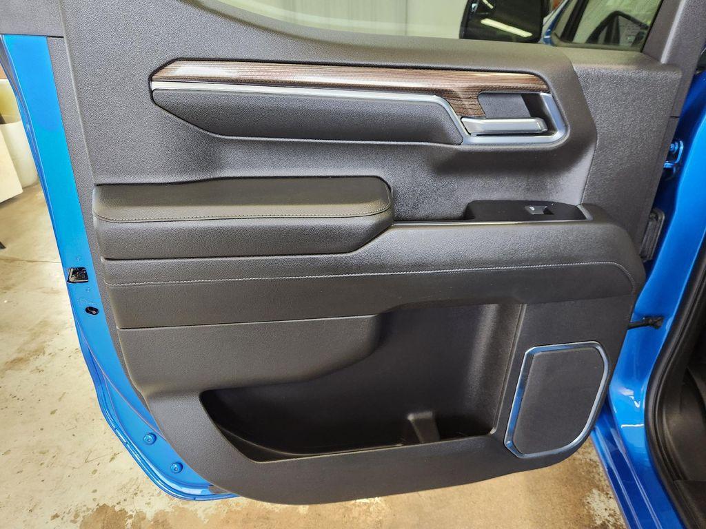 used 2022 Chevrolet Silverado 1500 car, priced at $38,995