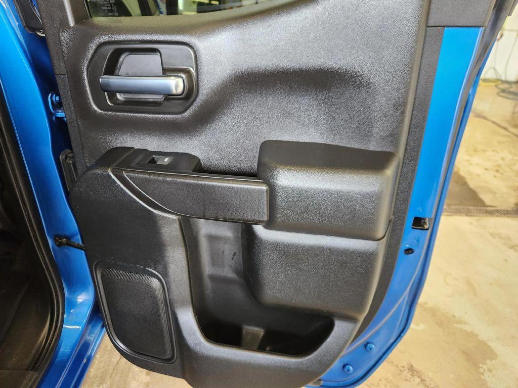 used 2022 Chevrolet Silverado 1500 car, priced at $29,995