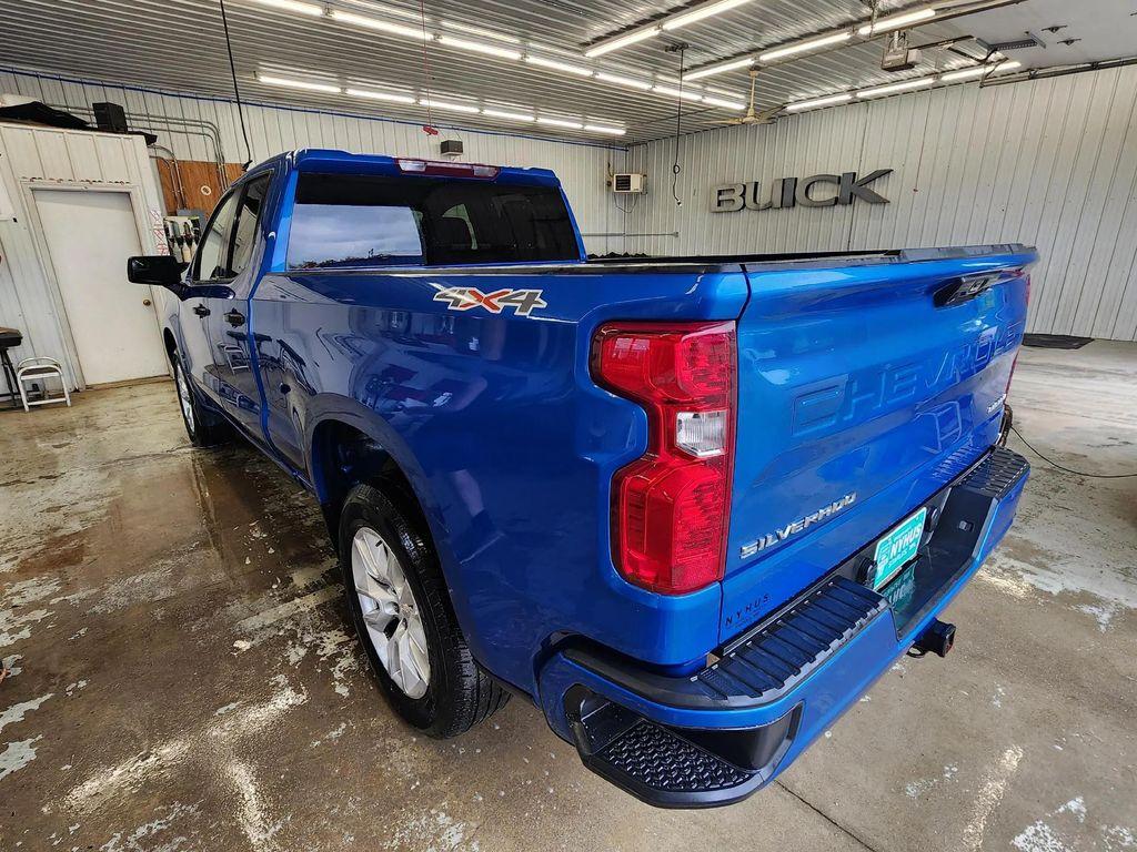 used 2022 Chevrolet Silverado 1500 car, priced at $29,995