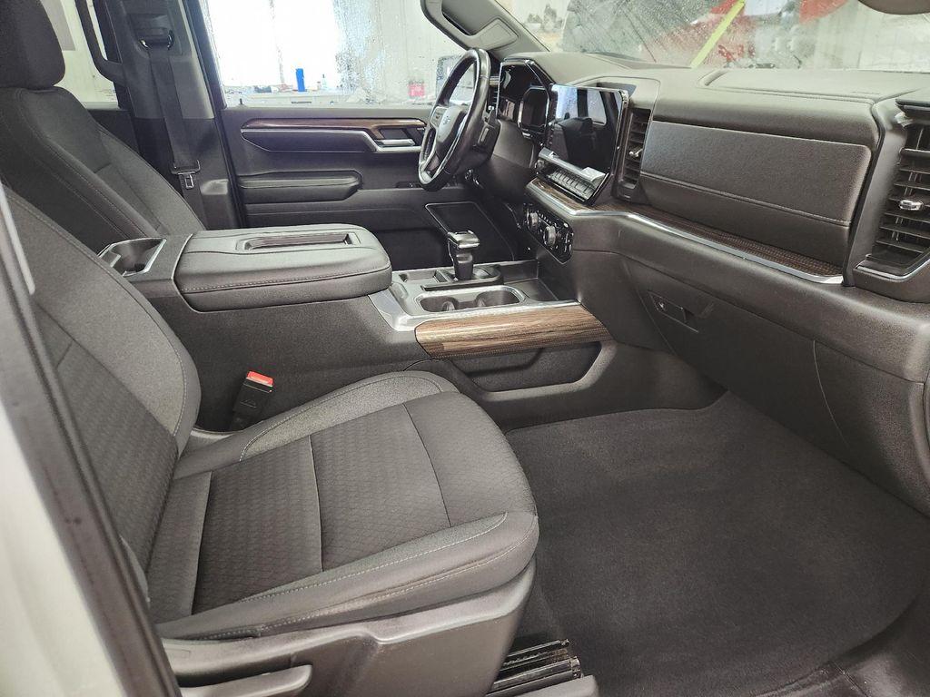 used 2022 Chevrolet Silverado 1500 car, priced at $40,995