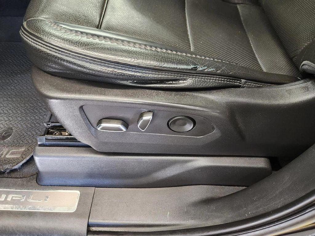 used 2023 GMC Sierra 1500 car, priced at $48,995