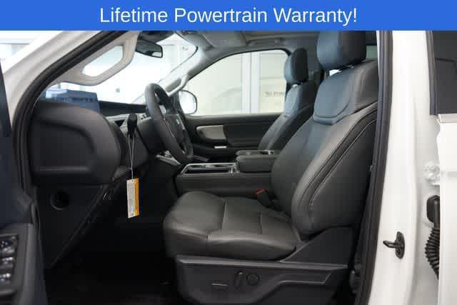 new 2026 Ford Expedition car, priced at $73,050