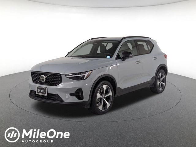 used 2026 Volvo XC40 car, priced at $45,000