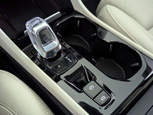 used 2023 Volvo XC40 car, priced at $25,800