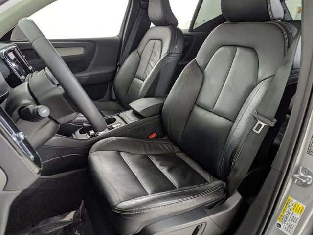 used 2023 Volvo XC40 car, priced at $27,100