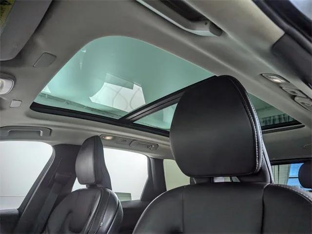 used 2022 Volvo XC60 car, priced at $31,800