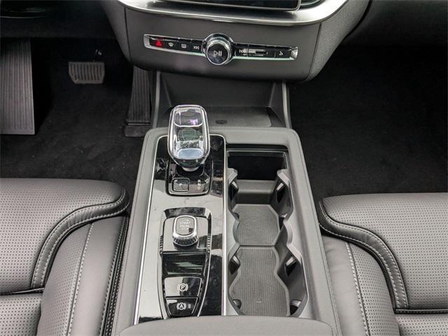 new 2026 Volvo XC90 Plug-In Hybrid car, priced at $81,195