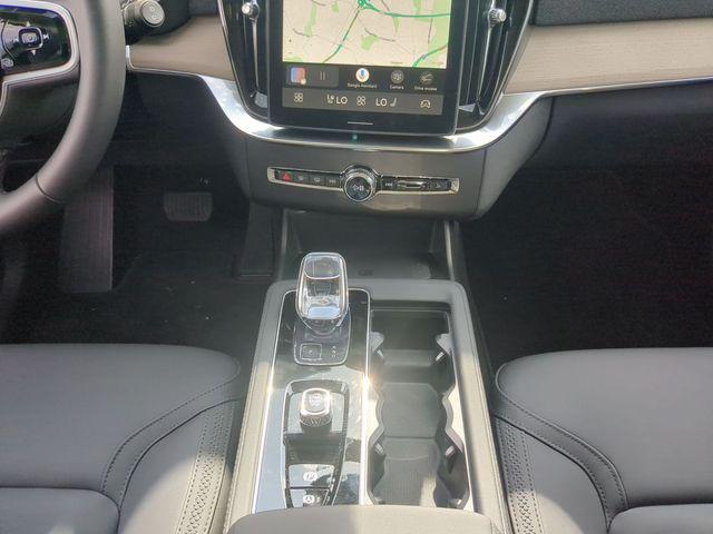 new 2026 Volvo XC90 car, priced at $68,095