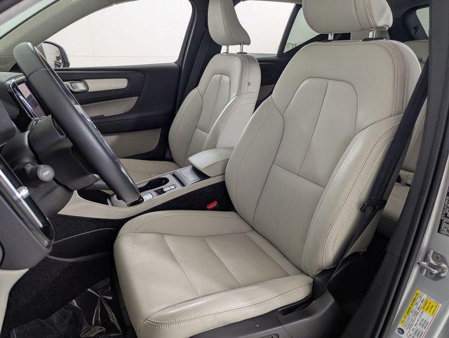 used 2019 Volvo XC40 car, priced at $23,400