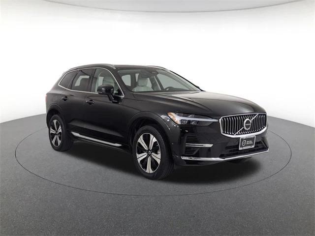 used 2023 Volvo XC60 Recharge Plug-In Hybrid car, priced at $36,700