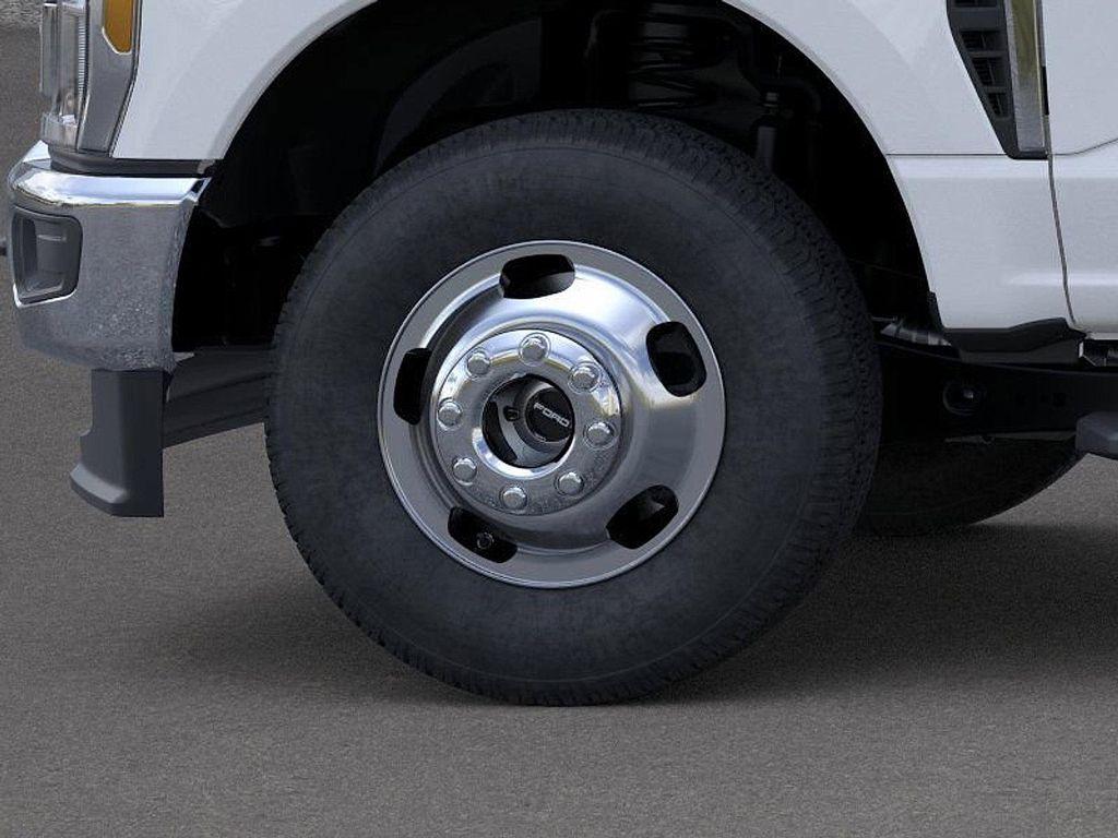 new 2026 Ford F-350 car, priced at $62,695