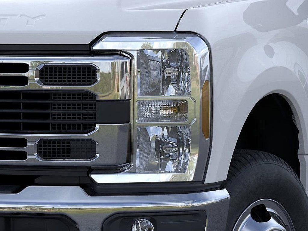 new 2026 Ford F-350 car, priced at $62,695