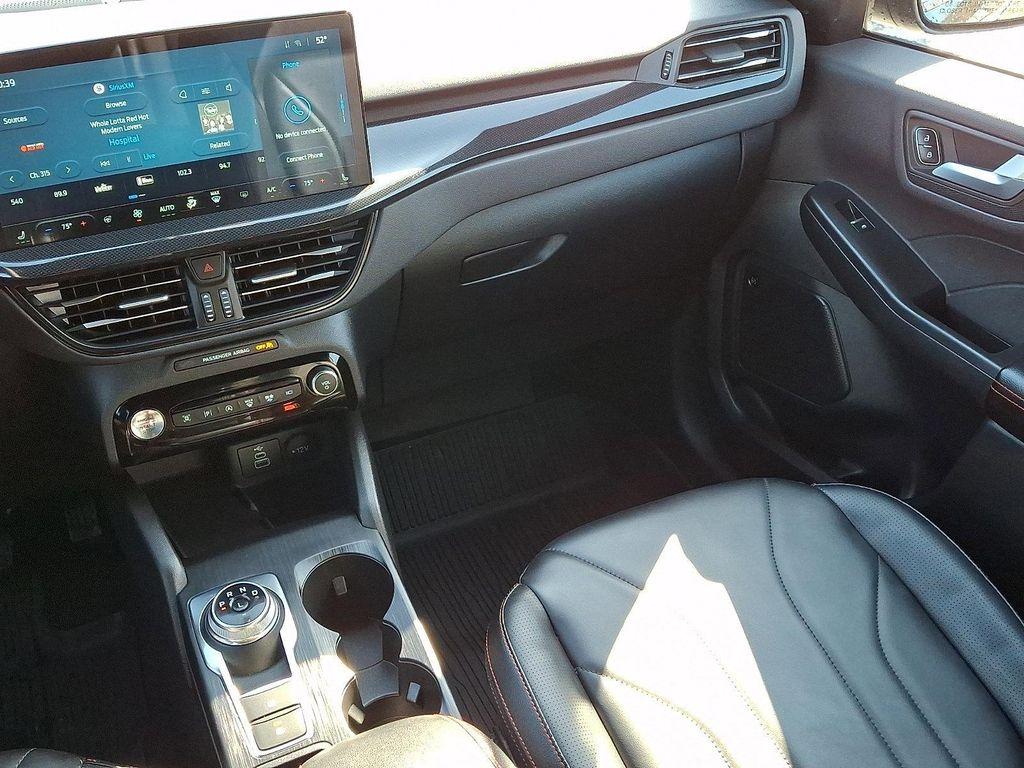 used 2025 Ford Escape car, priced at $32,990