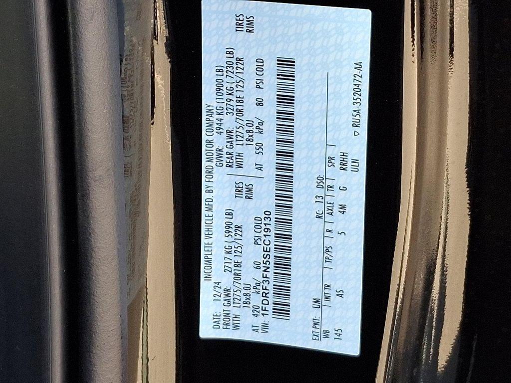 new 2025 Ford F-350 car, priced at $75,720