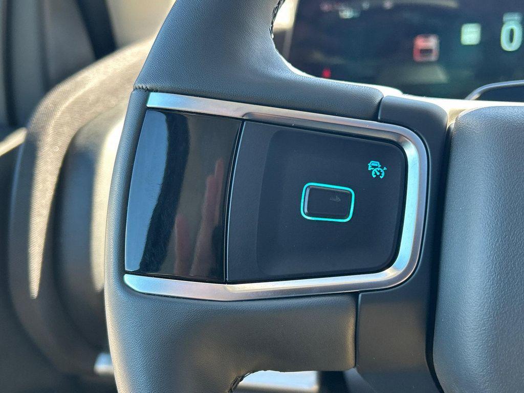 used 2025 Ford Expedition car, priced at $60,498