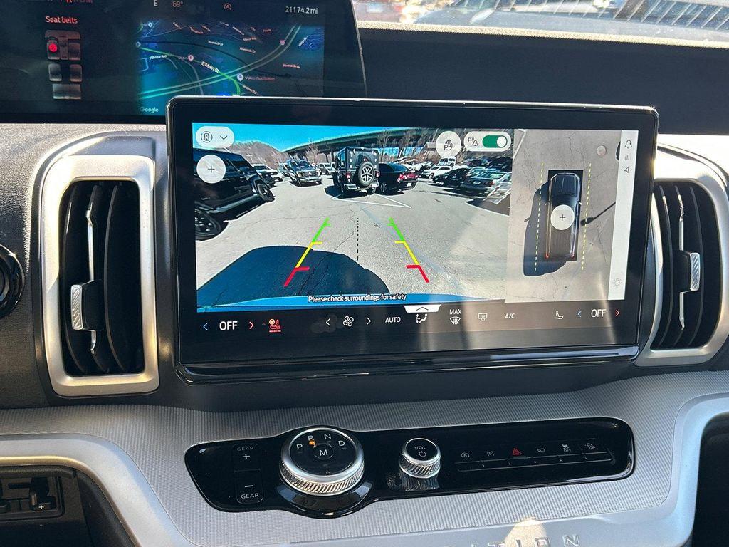 used 2025 Ford Expedition car, priced at $60,498