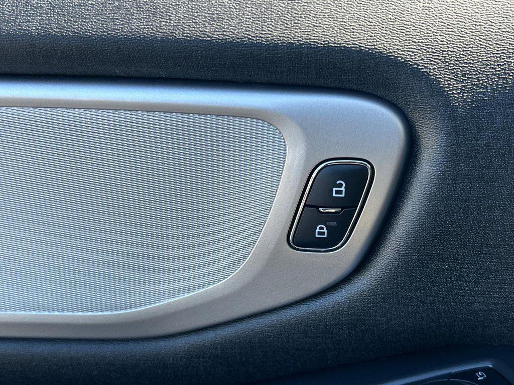 used 2025 Ford Expedition car, priced at $60,498