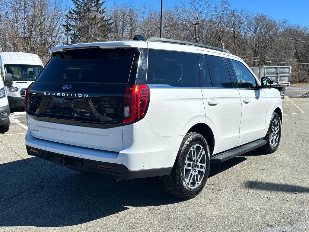 used 2025 Ford Expedition car, priced at $60,498