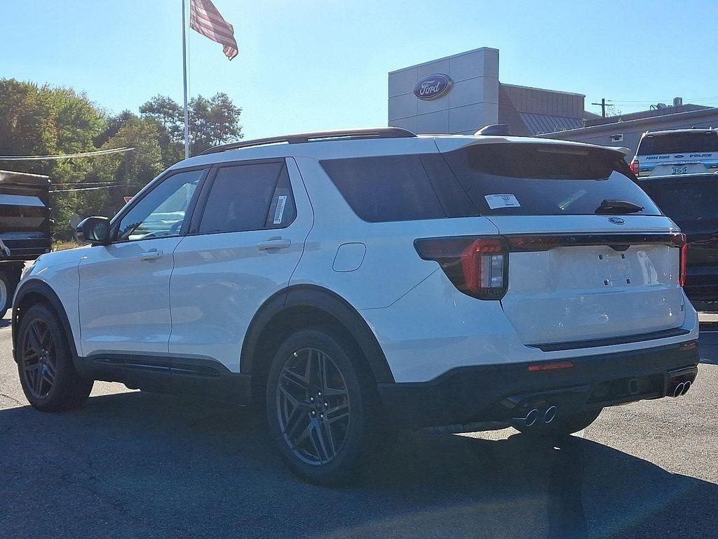 new 2025 Ford Explorer car, priced at $63,110