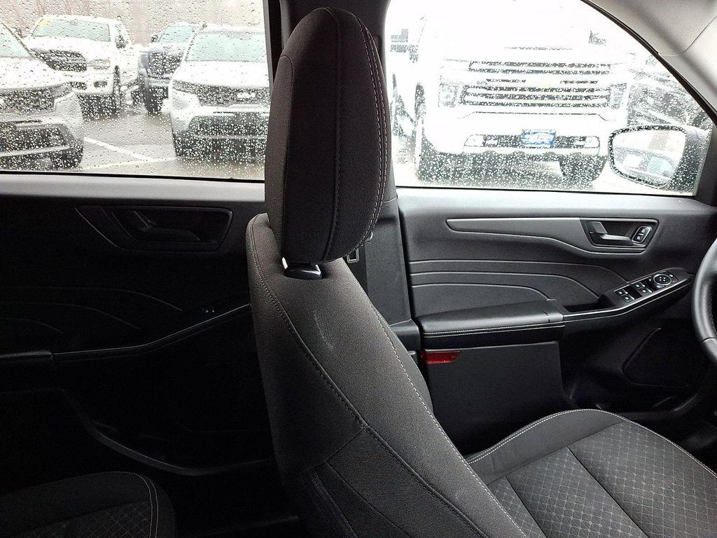 used 2024 Ford Escape car, priced at $21,295