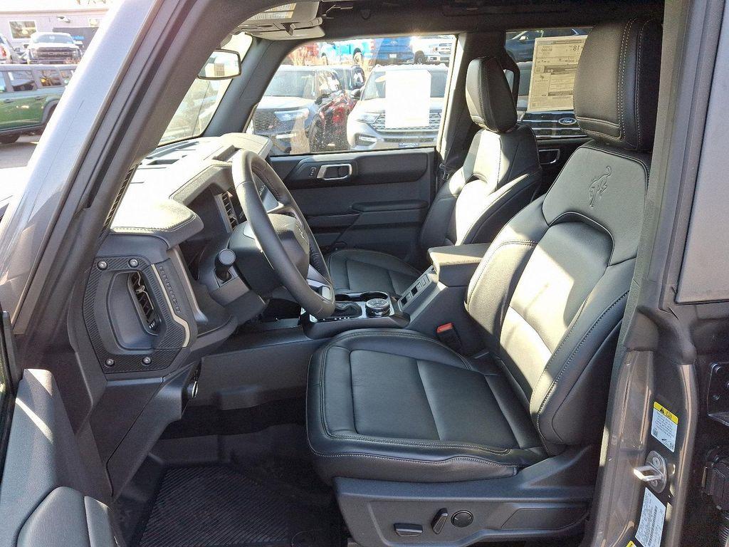 new 2025 Ford Bronco car, priced at $60,644