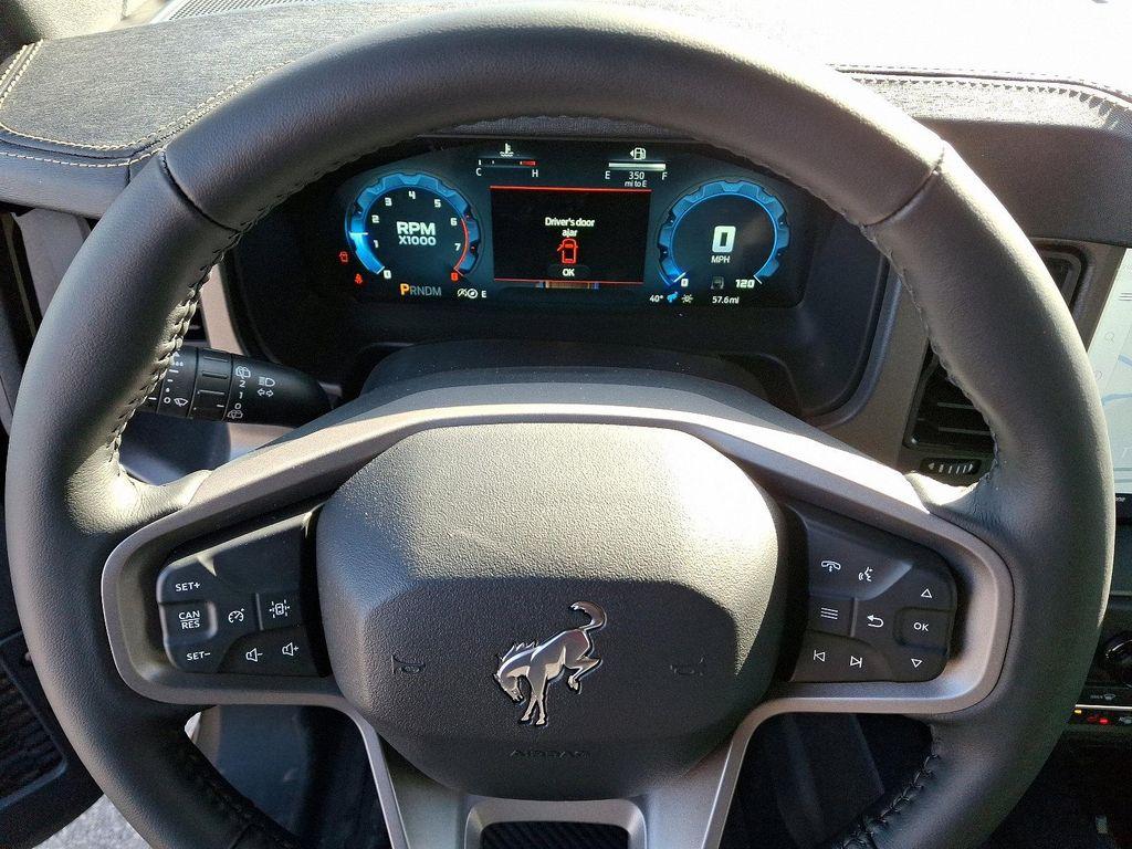 new 2025 Ford Bronco car, priced at $60,644