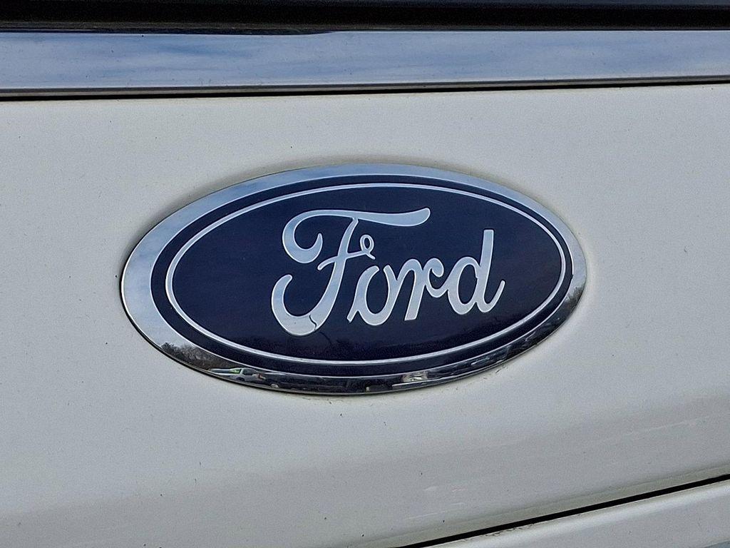 used 2023 Ford Expedition car, priced at $61,999