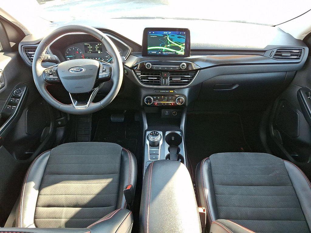 used 2022 Ford Escape car, priced at $25,990