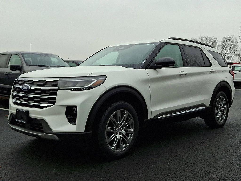 new 2025 Ford Explorer car, priced at $52,165