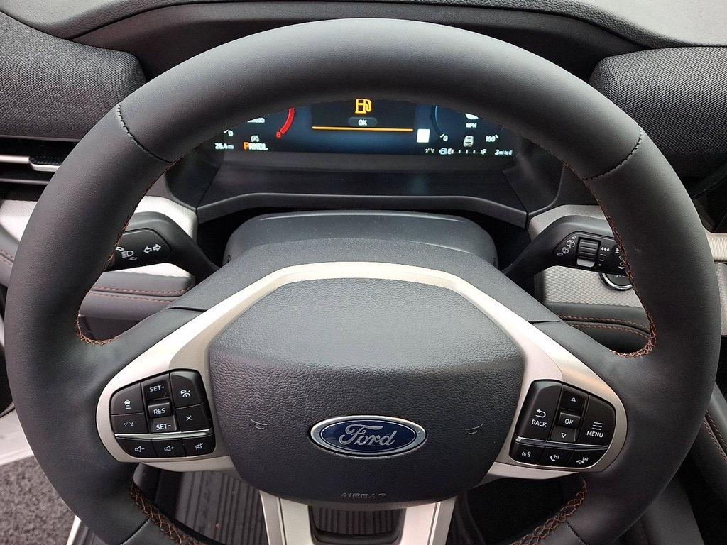 new 2025 Ford Explorer car, priced at $52,165