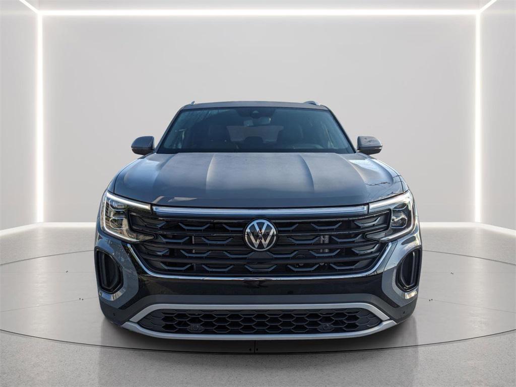 new 2026 Volkswagen Atlas Cross Sport car, priced at $47,417