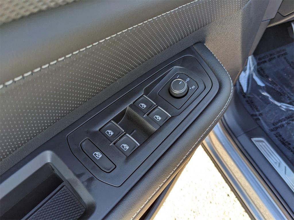 new 2026 Volkswagen Atlas Cross Sport car, priced at $48,864