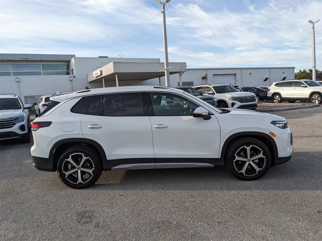 new 2026 Volkswagen Tiguan car, priced at $33,659