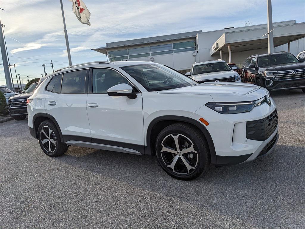 new 2026 Volkswagen Tiguan car, priced at $33,659