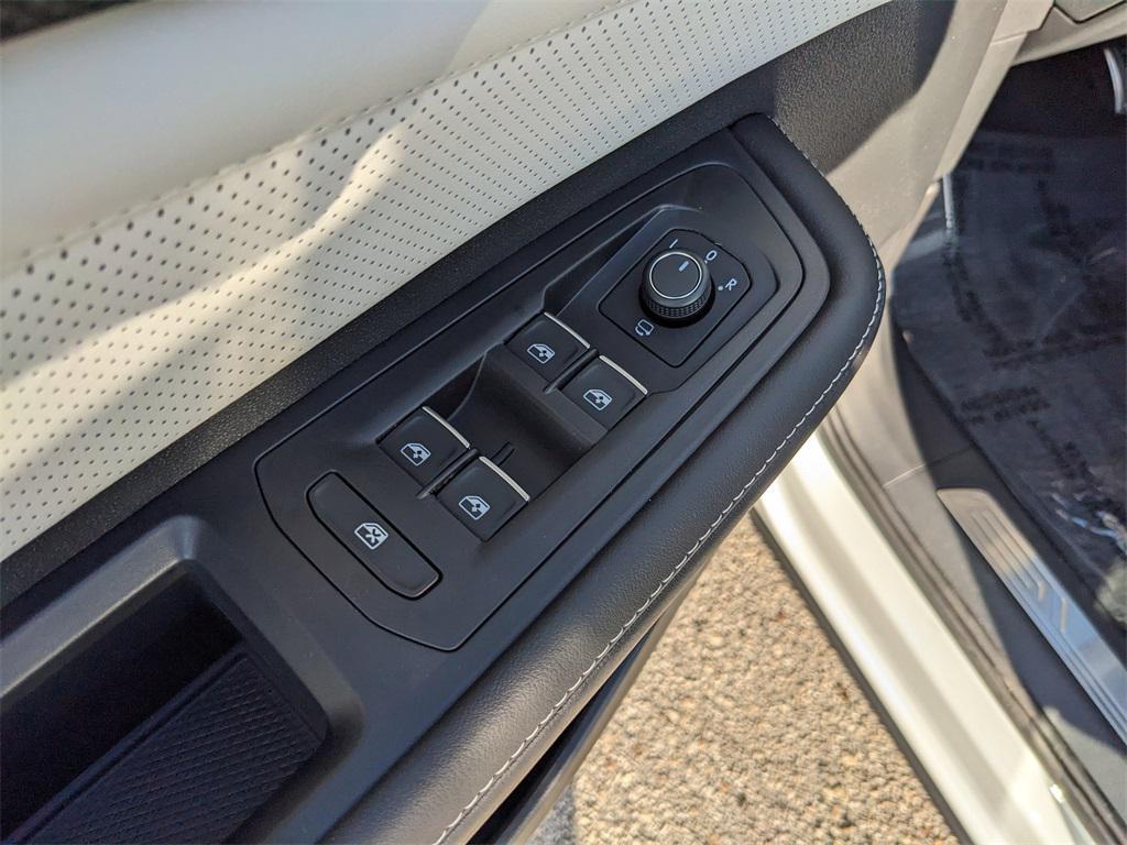 new 2026 Volkswagen Atlas Cross Sport car, priced at $52,261