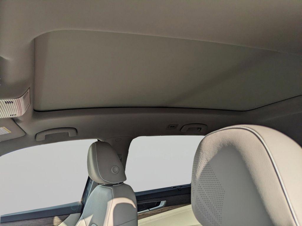 new 2026 Volkswagen Atlas car, priced at $52,331