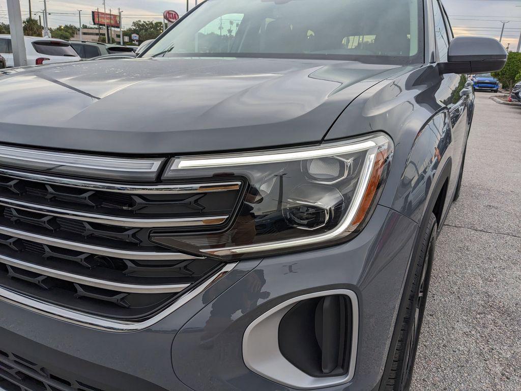 new 2026 Volkswagen Atlas car, priced at $46,216