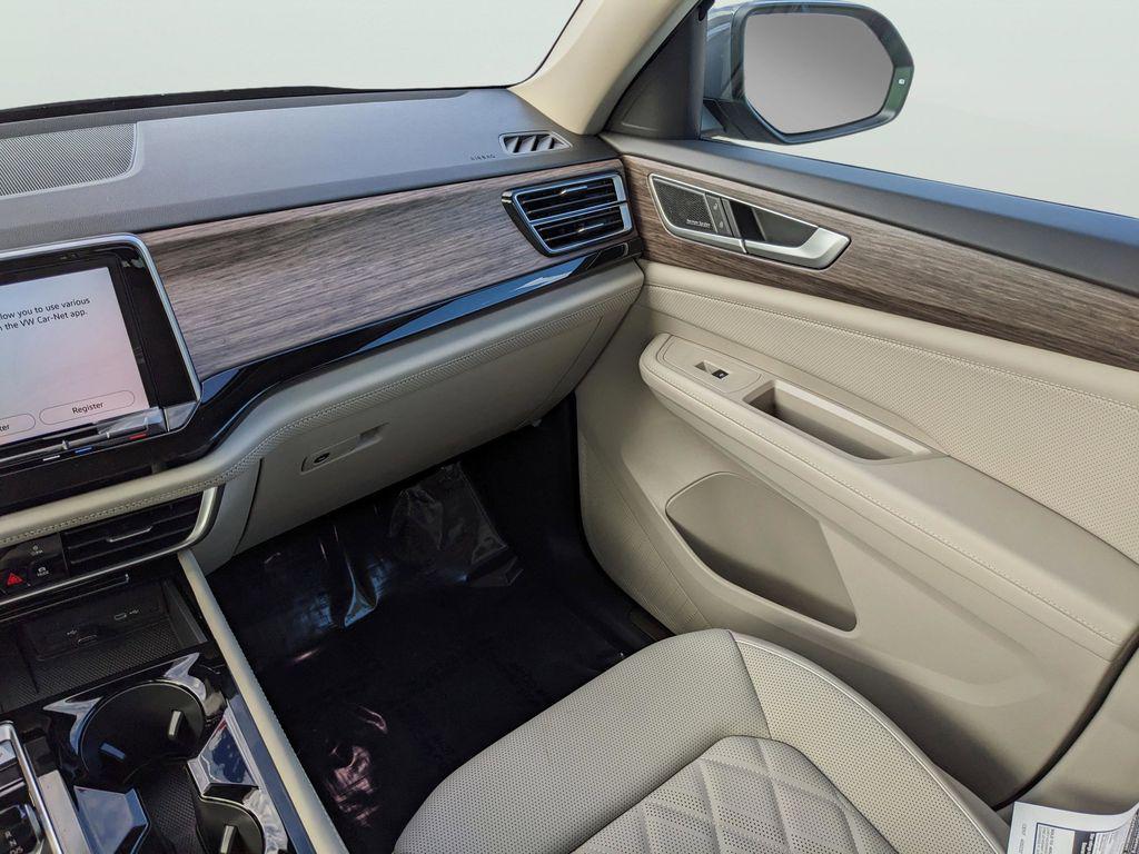 new 2026 Volkswagen Atlas car, priced at $52,331
