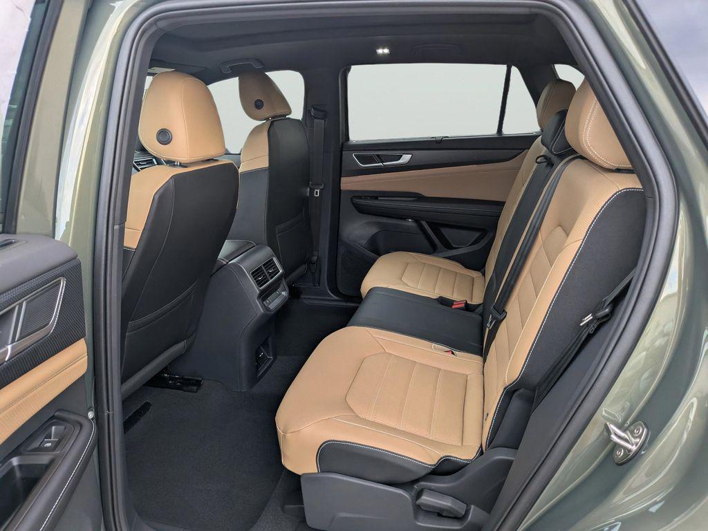 new 2026 Volkswagen Atlas Cross Sport car, priced at $47,864
