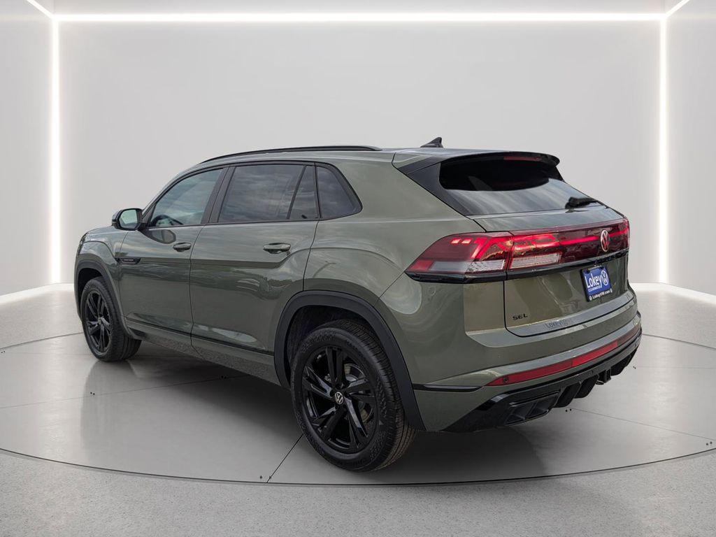new 2026 Volkswagen Atlas Cross Sport car, priced at $47,864