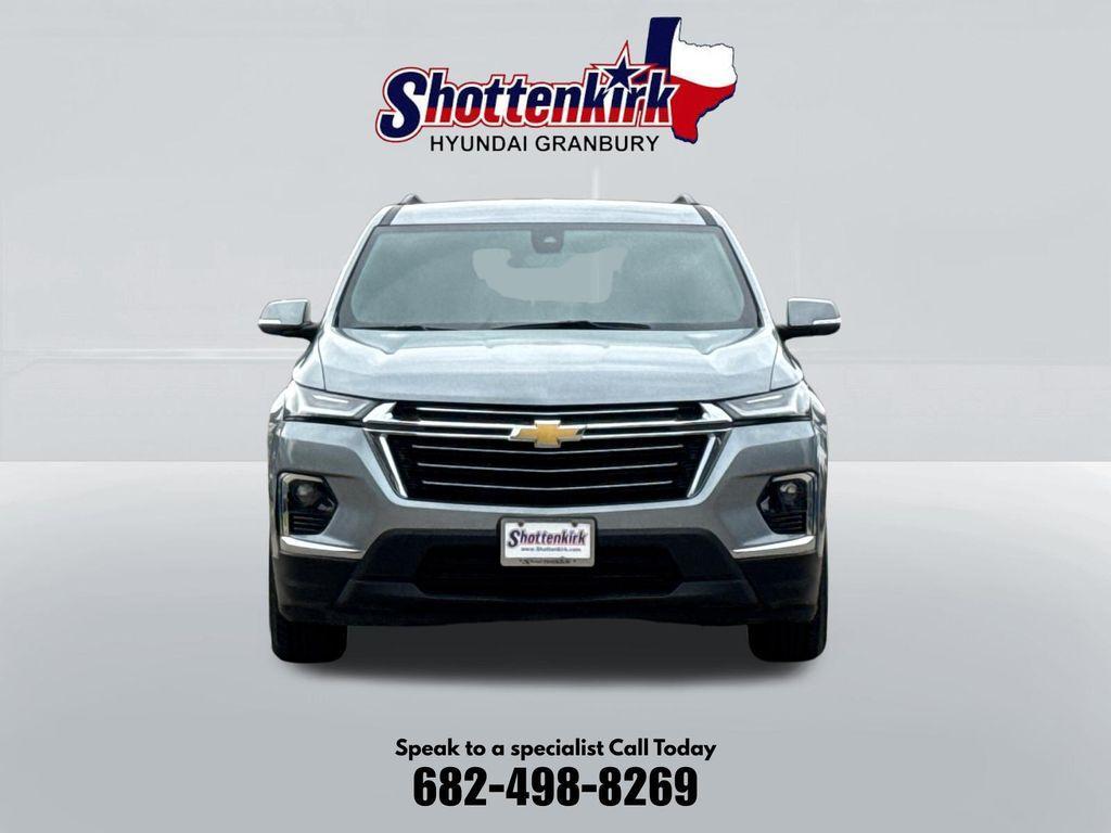 used 2023 Chevrolet Traverse car, priced at $31,400