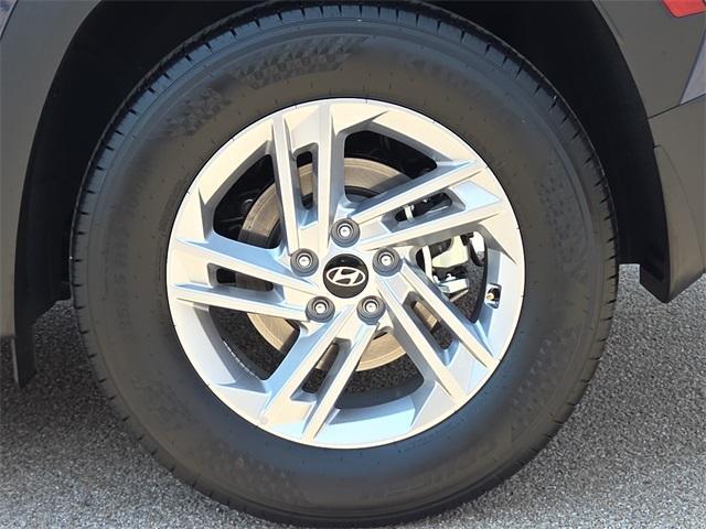 new 2026 Hyundai Tucson car, priced at $30,015