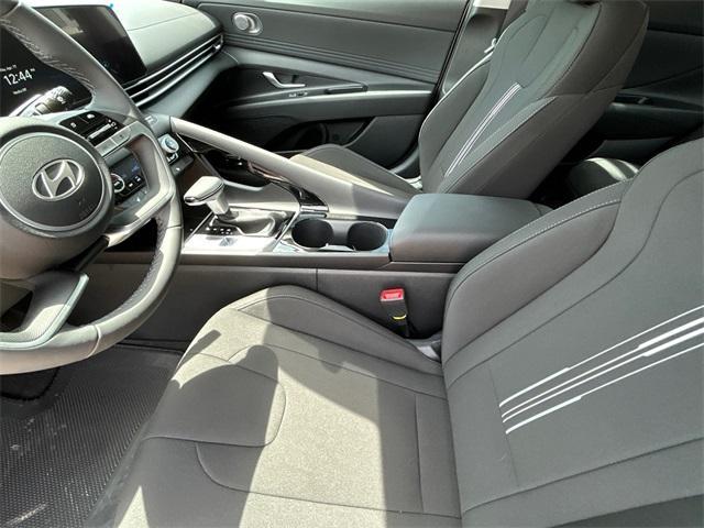new 2025 Hyundai Elantra car, priced at $23,045