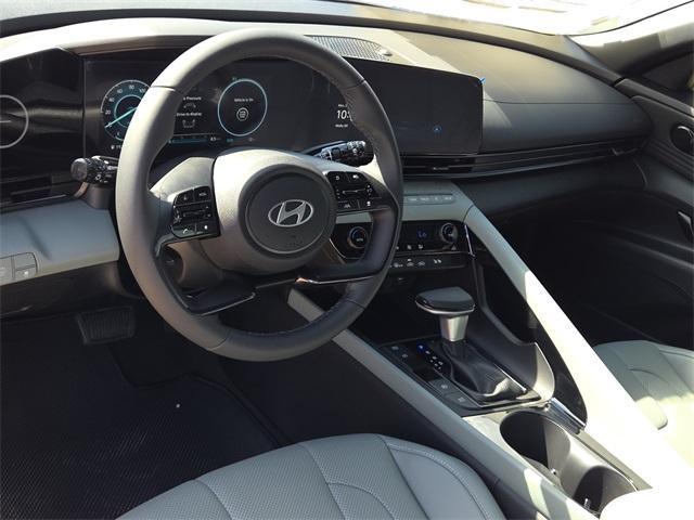 new 2025 Hyundai ELANTRA HEV car, priced at $26,318