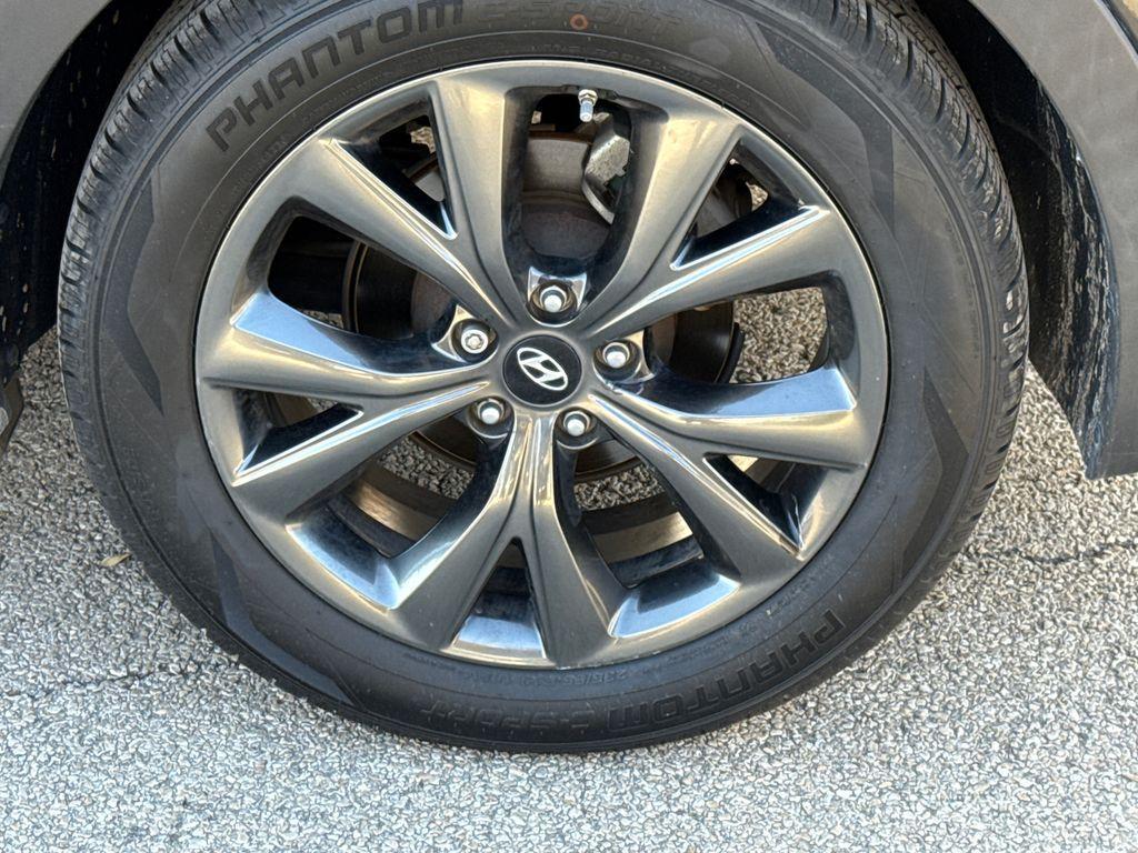 used 2017 Hyundai Santa Fe Sport car, priced at $14,500