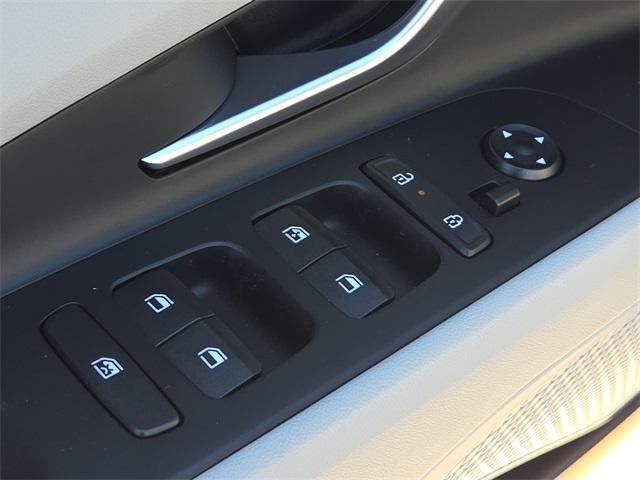 new 2025 Hyundai Elantra car, priced at $25,017