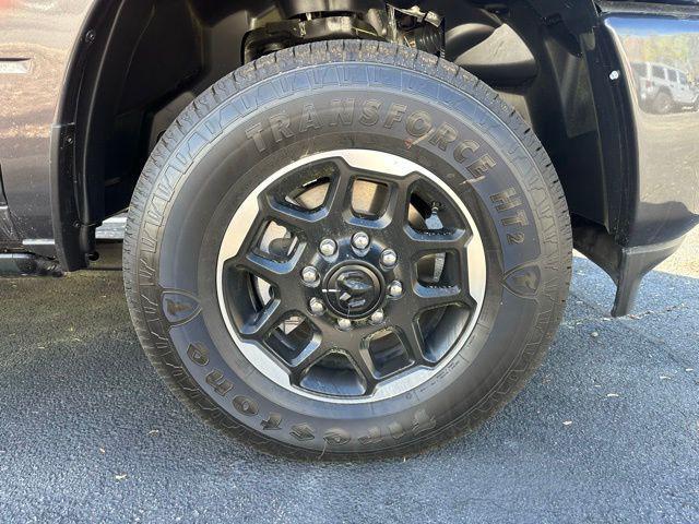 new 2025 Ram 2500 car, priced at $72,610