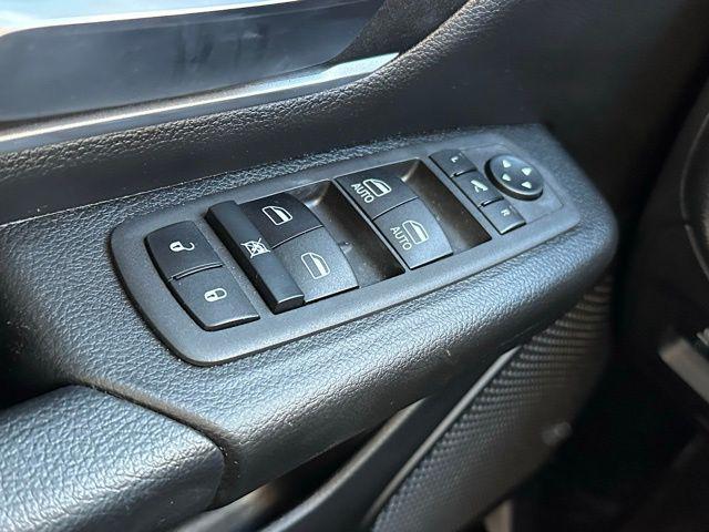 used 2022 Ram 1500 car, priced at $34,000