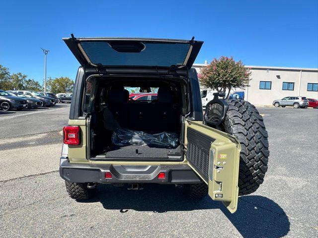 new 2025 Jeep Wrangler car, priced at $46,938